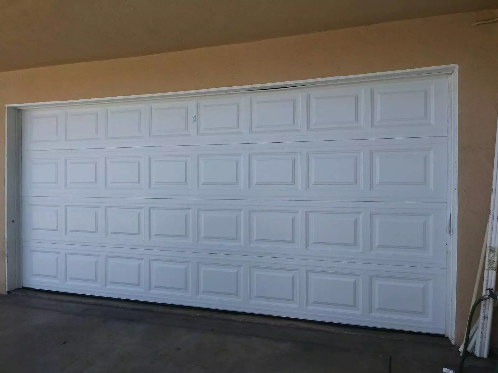 garage door replacement Norfolk